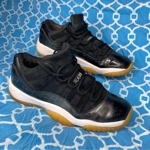 Nike Women’s size 8 Air Jordan 11 low Barons Retro OG gum wmns sneakers black 8w